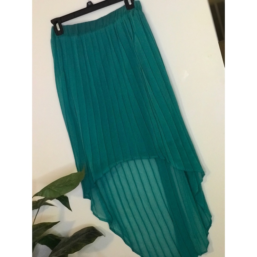 Xhilaration Teal Hi-Low Skirt